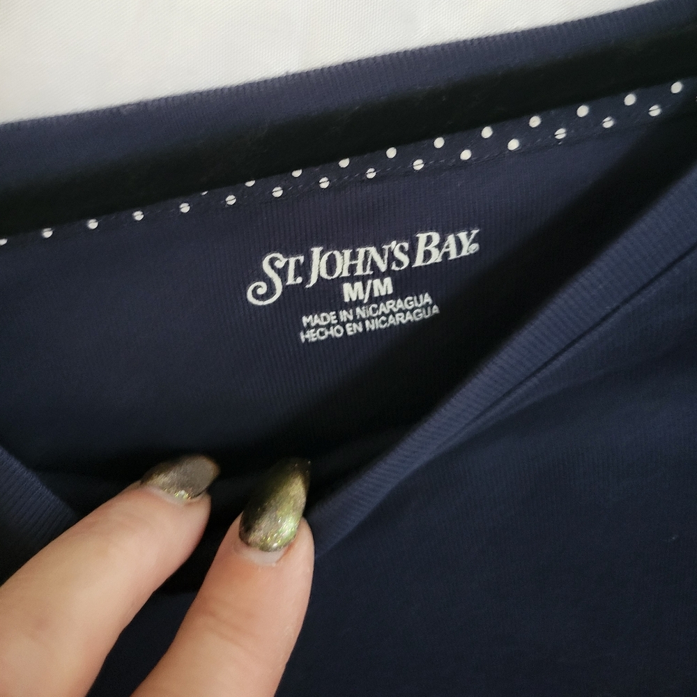 Women's St. Jonh's Bay Top